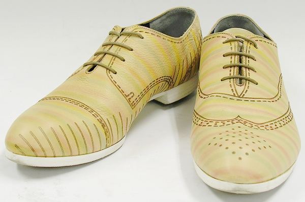 numb レーザーカットシューズ ナム